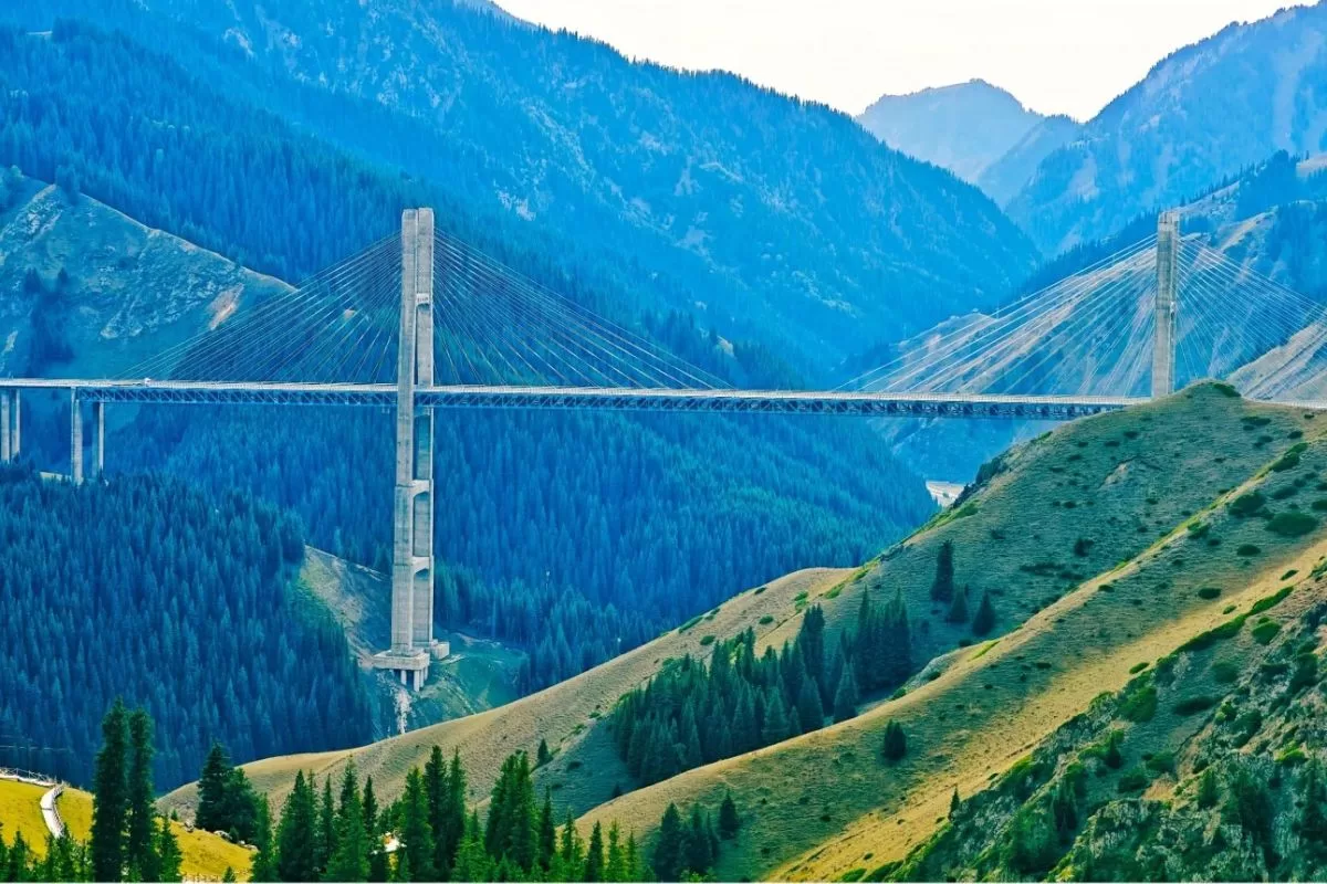 CUNG ĐƯỜNG BẮC TÂN CƯƠNG MÙA HẠ URUMQI – KANAS – HEMU – YINING